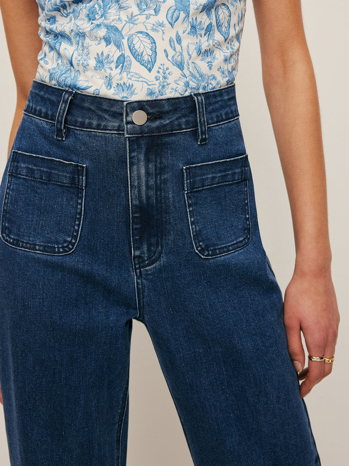 High-Waist Pocket Detail Wide-Leg Jeans