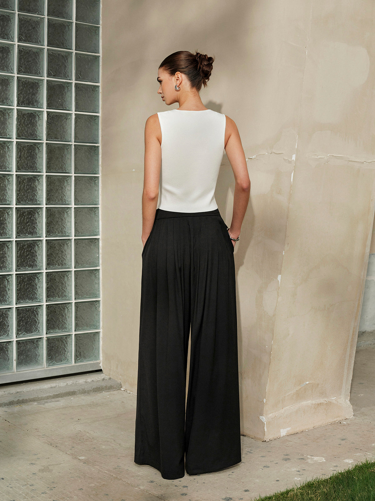 Mid-Waist Pleated Wide Leg Pants