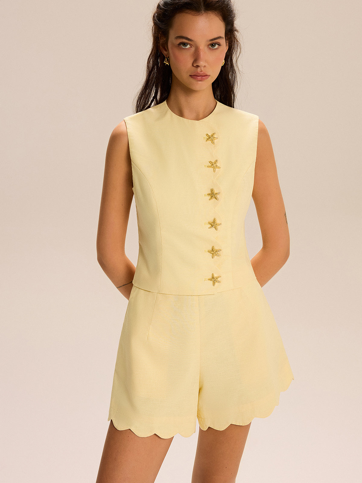 Shorts Set With Decor Button and Scallop Hem