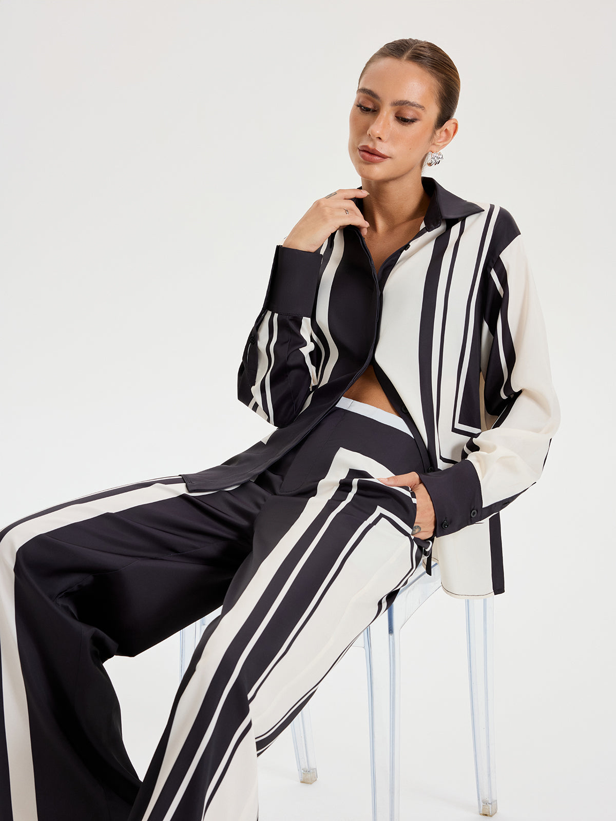 Contrast Striped Mid-Waist Wide-Leg Pants