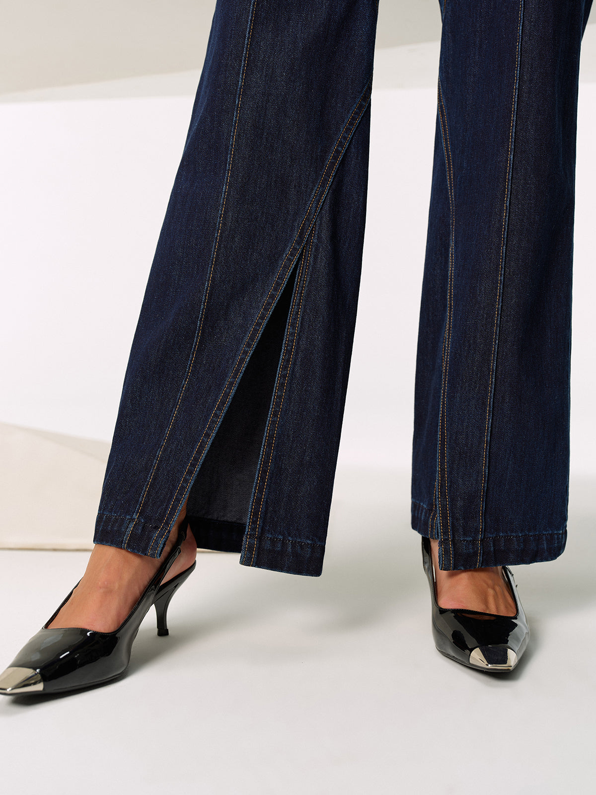 Mid-Waist Slit Denim Jeans