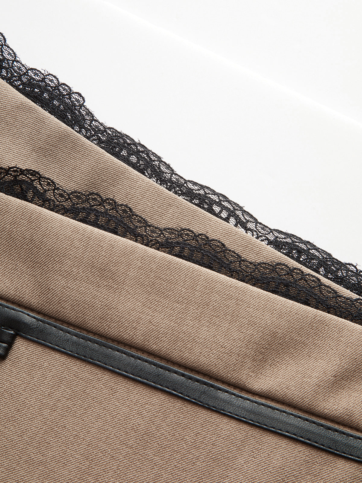 Lace Trim Faux Leather Buckle Mini Skirt