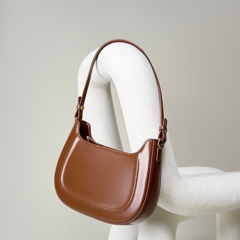 Vintage Genuine Leather Saddle Shoulder Crossbody Bag for Women