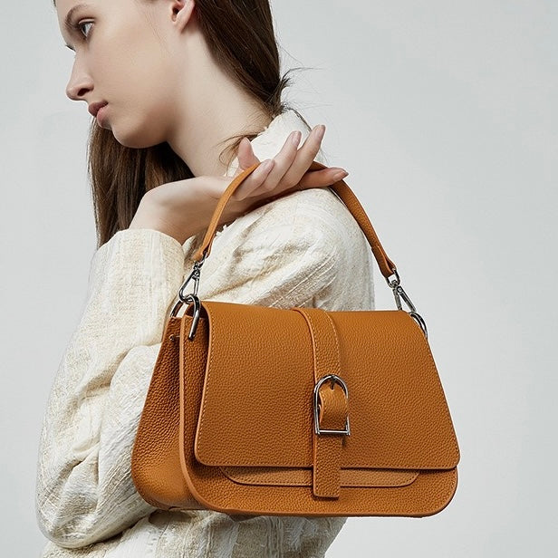 Commuter Minimalist Genuine Leather Saddle Bag