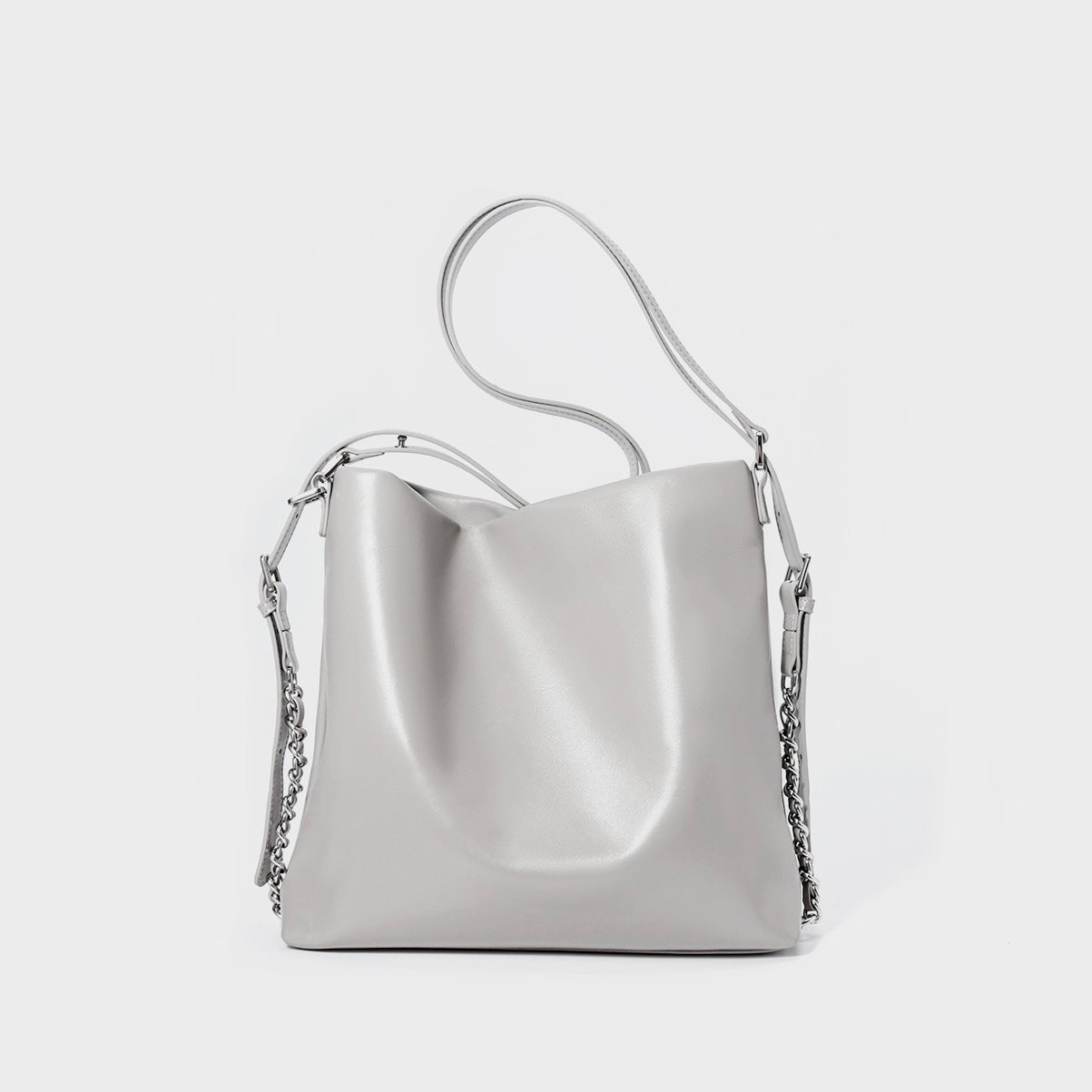 Versatile Carry Sleek Leather Chain-Strap Bucket Bag