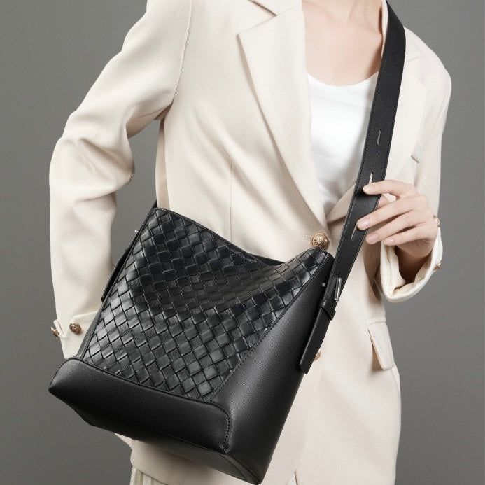 Women's Cowhide Handwoven Large Capacity Crossbody and Shoulder Bag