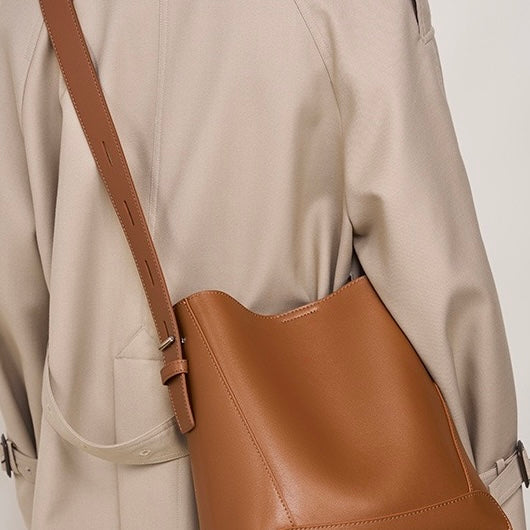 Women’s Genuine Leather Crossbody & Shoulder Oversized Bucket Bag