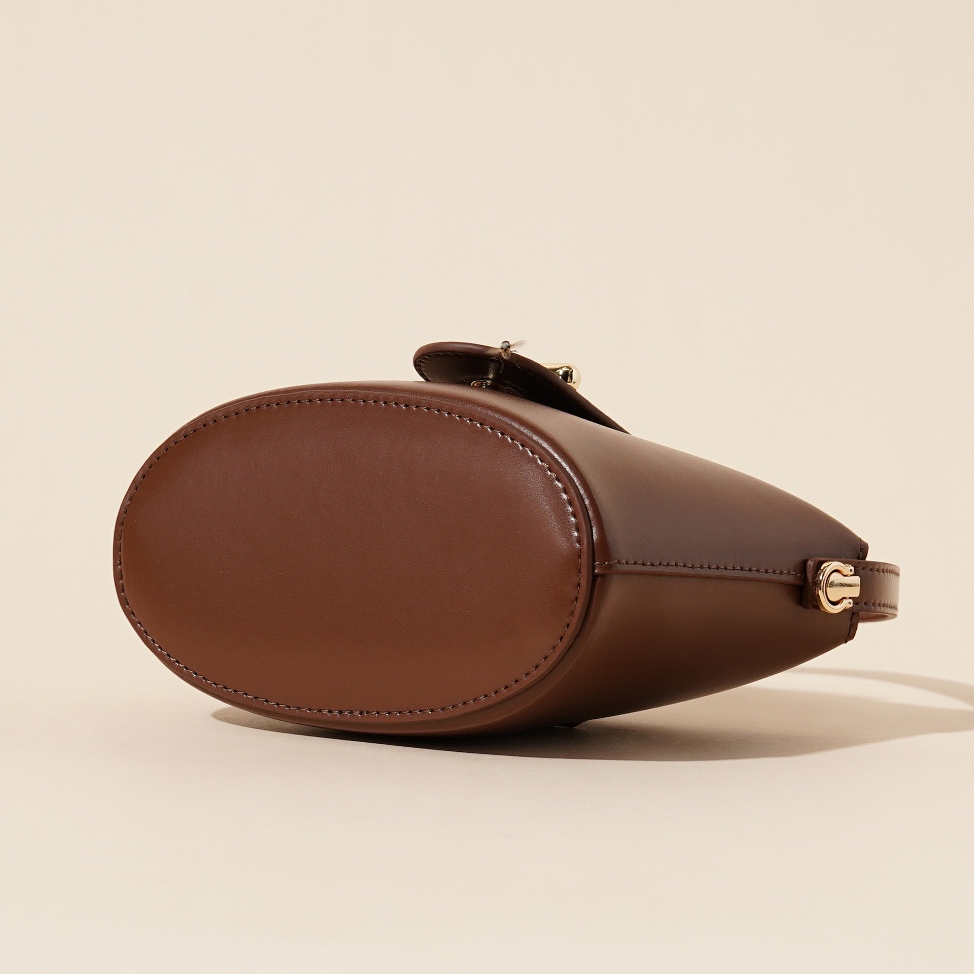 Women’s Genuine Leather Vintage Lock Top Handle Bag