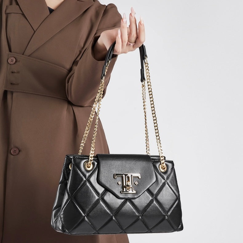 Women’s Genuine Leather Chain Shoulder Crossbody Bag in Commuter Chic Style