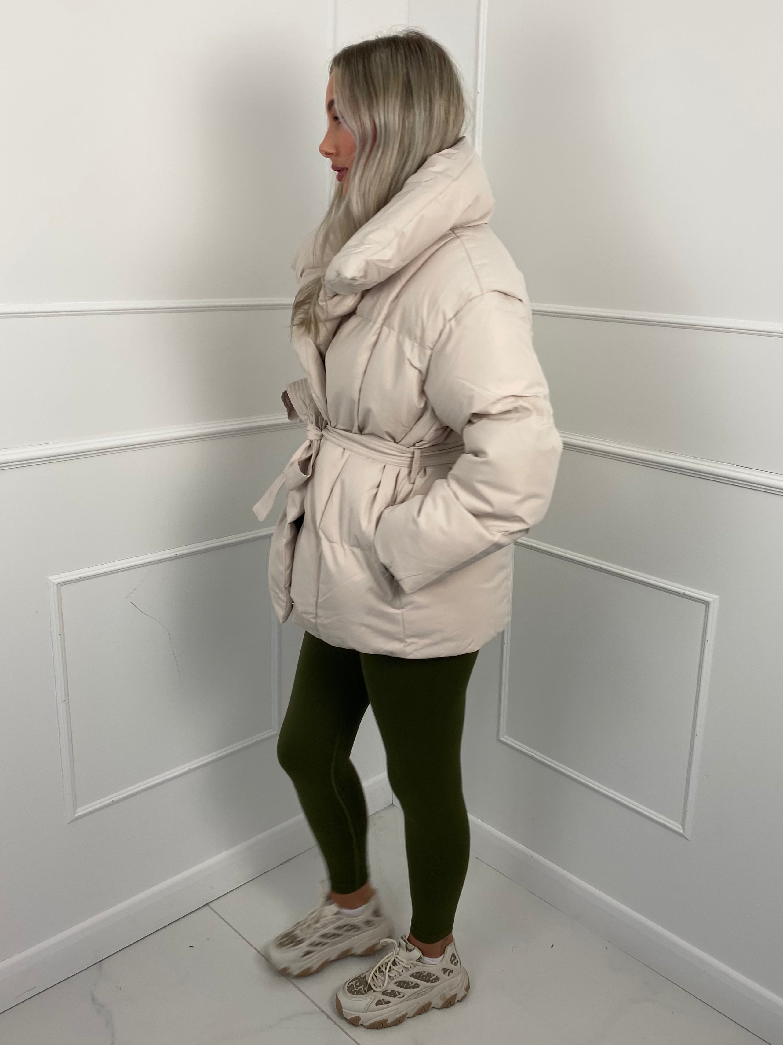 KARLY – Short Belted Puffer Jacket