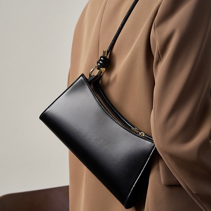 Women‘s Luxurious Genuine Leather Underarm Baguette Bag