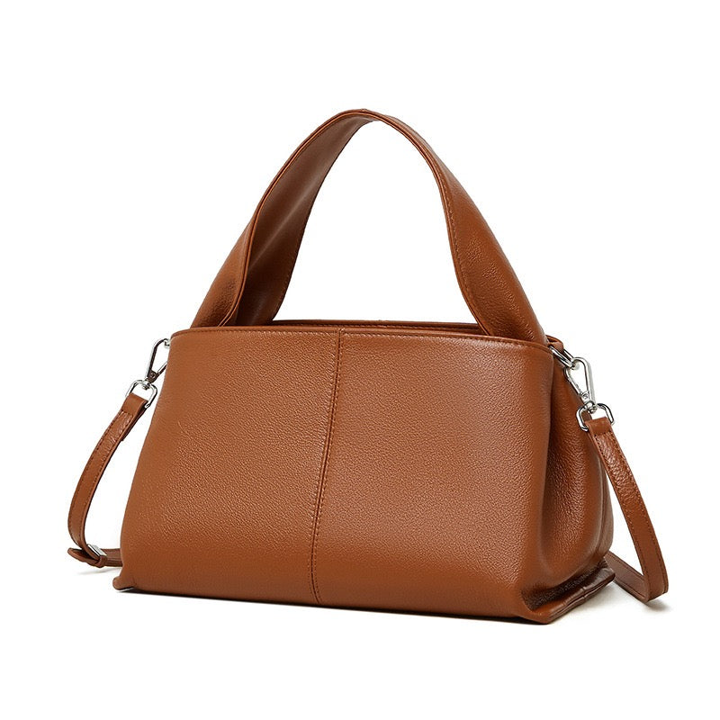 Women’s Genuine Leather Vintage-Style Top-Grain Shoulder Bag in Classic Design