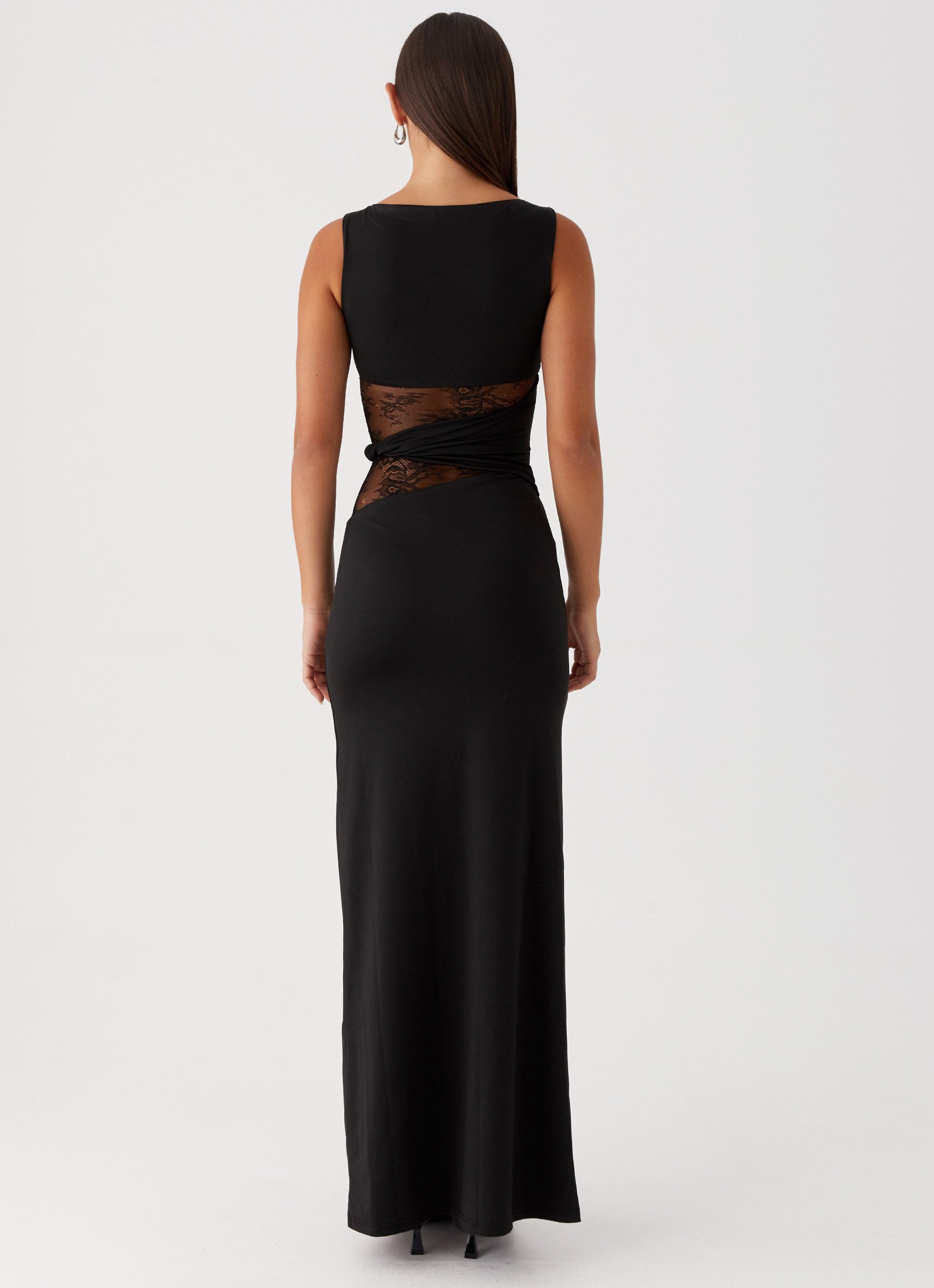 Leni | Flowy Maxi Dress with Subtle Cut-Outs and Lacing