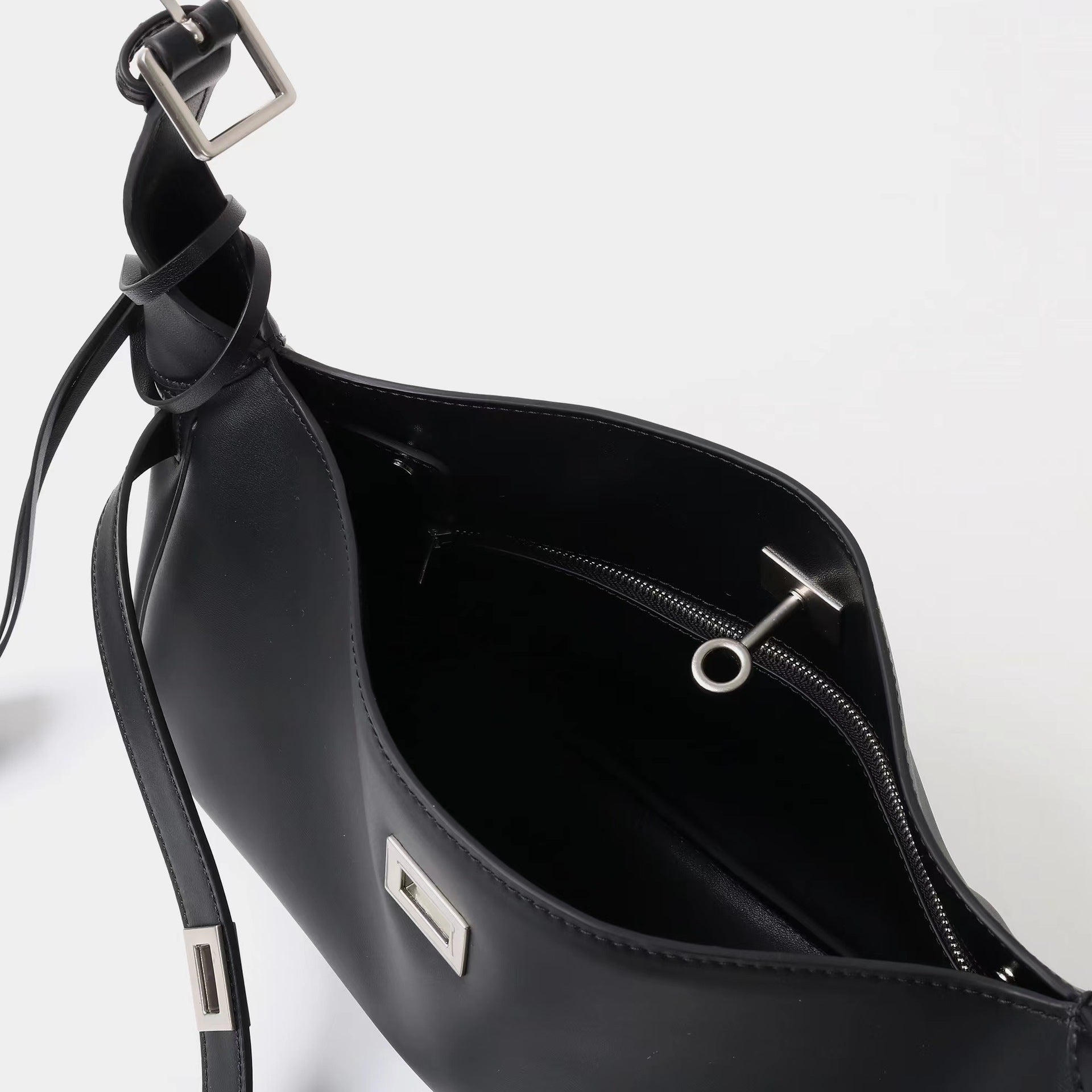 Women' Waxed Calfskin Vintage Crossbody Baguette Bag