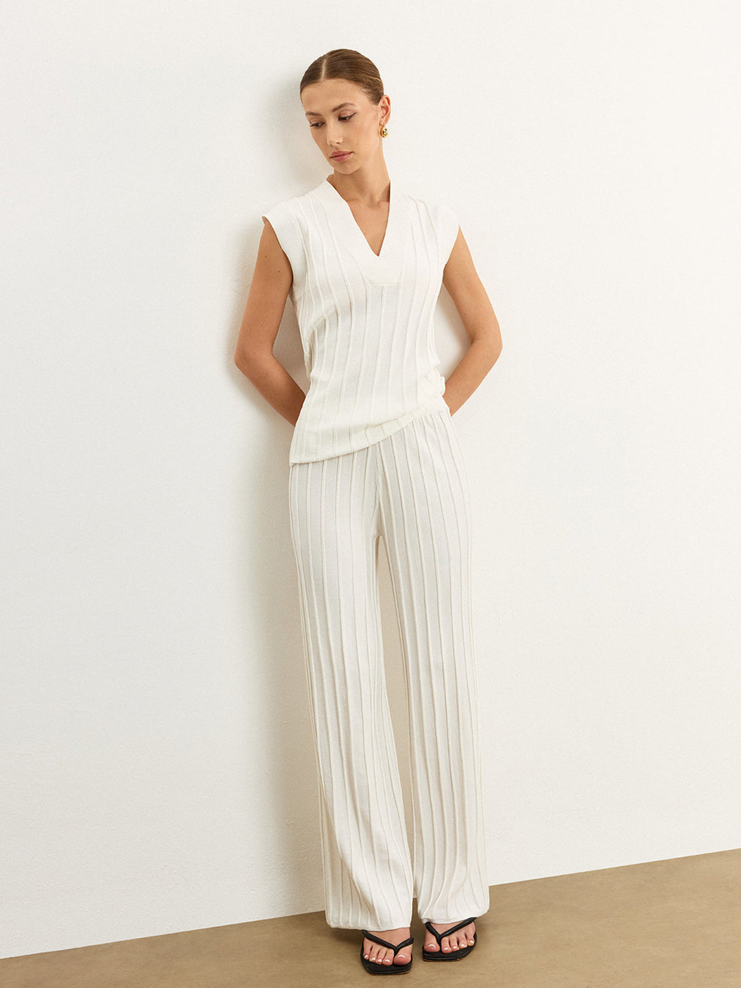 Ribbed Knit Mid-Rise Pants