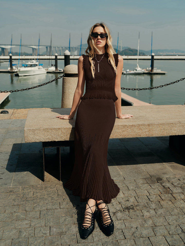 Mesh Panel Pleated Skirt