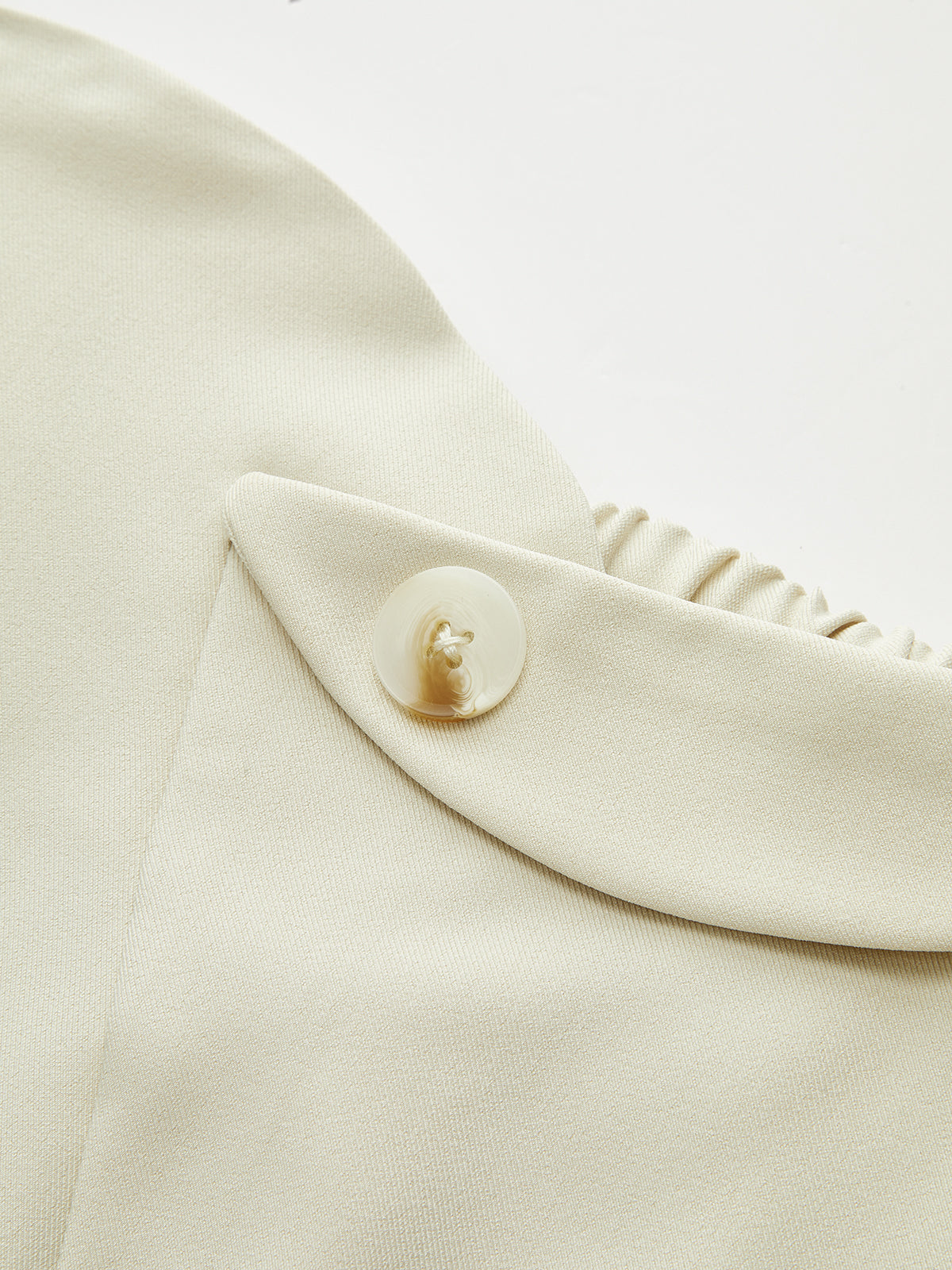 Off-Centered Barrel Pants