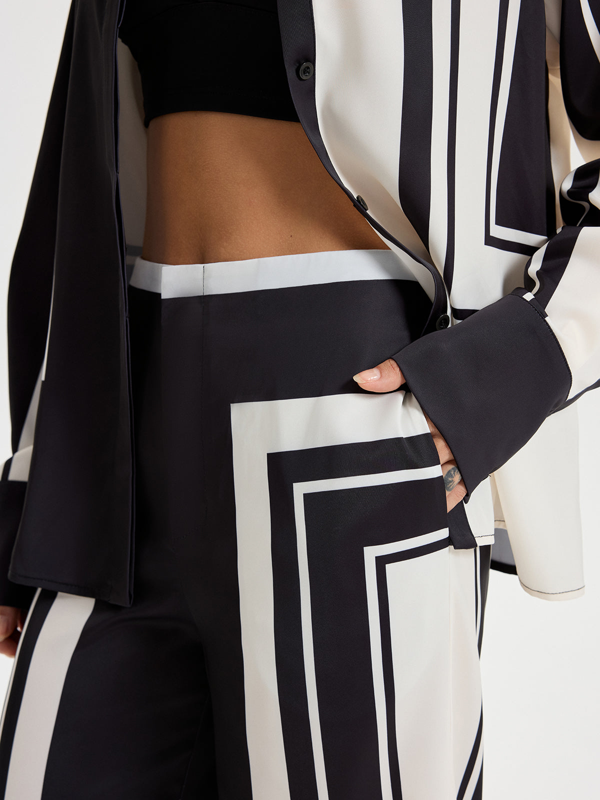 Contrast Striped Mid-Waist Wide-Leg Pants