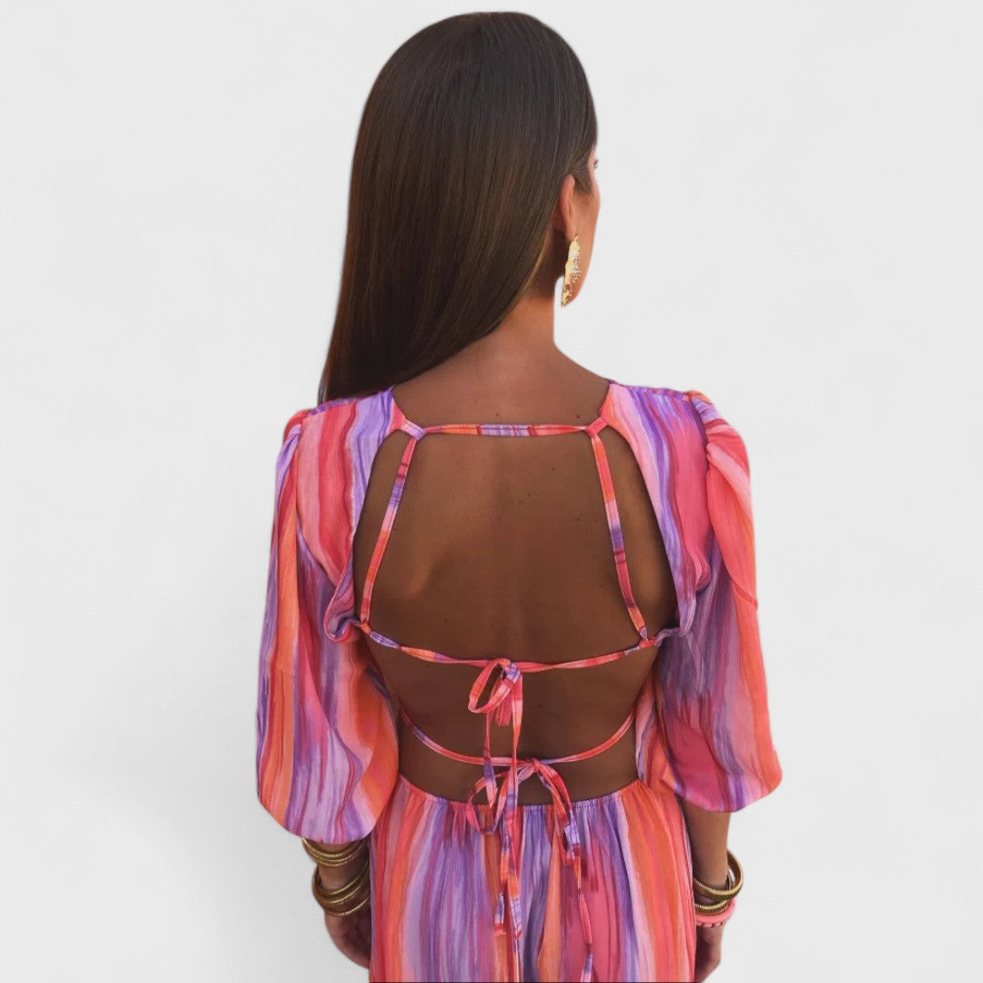 Martina - Elegant cloth with cuts