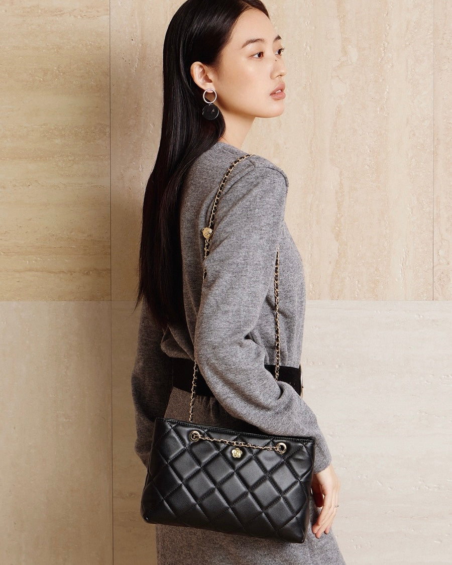 Women's Quilted Genuine Leather Chain Shoulder Bag