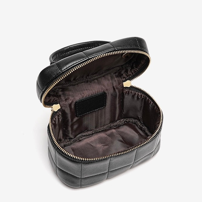 Women's Genuine Leather Textured Chain Shoulder Bag