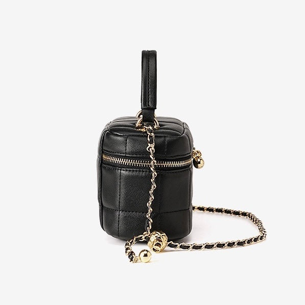 Women's Genuine Leather Textured Chain Shoulder Bag