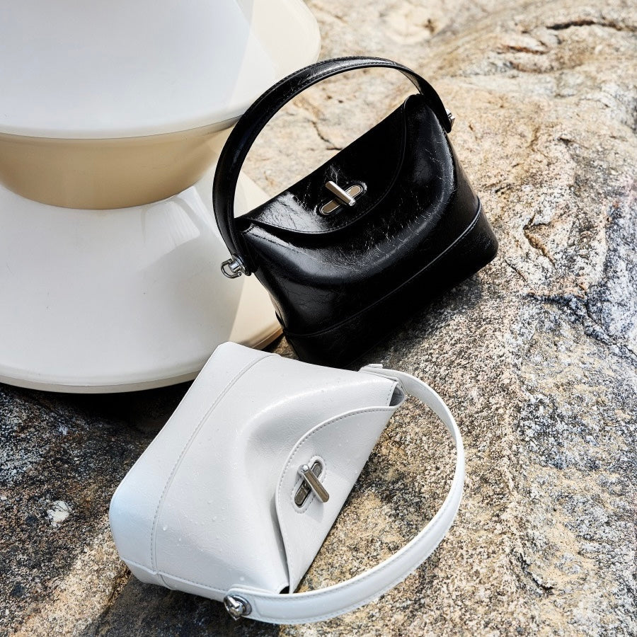 Women’s Genuine Leather Mini Bucket Shoulder Bag – Chic Turn-Lock Crossbody