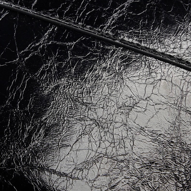 Women’s Genuine Leather Mini Bucket Shoulder Bag – Chic Turn-Lock Crossbody