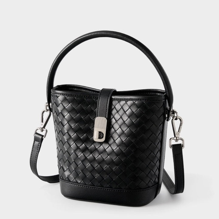 Women’s Genuine Sheepskin Woven Bucket Bag – Elegant Commuter Style