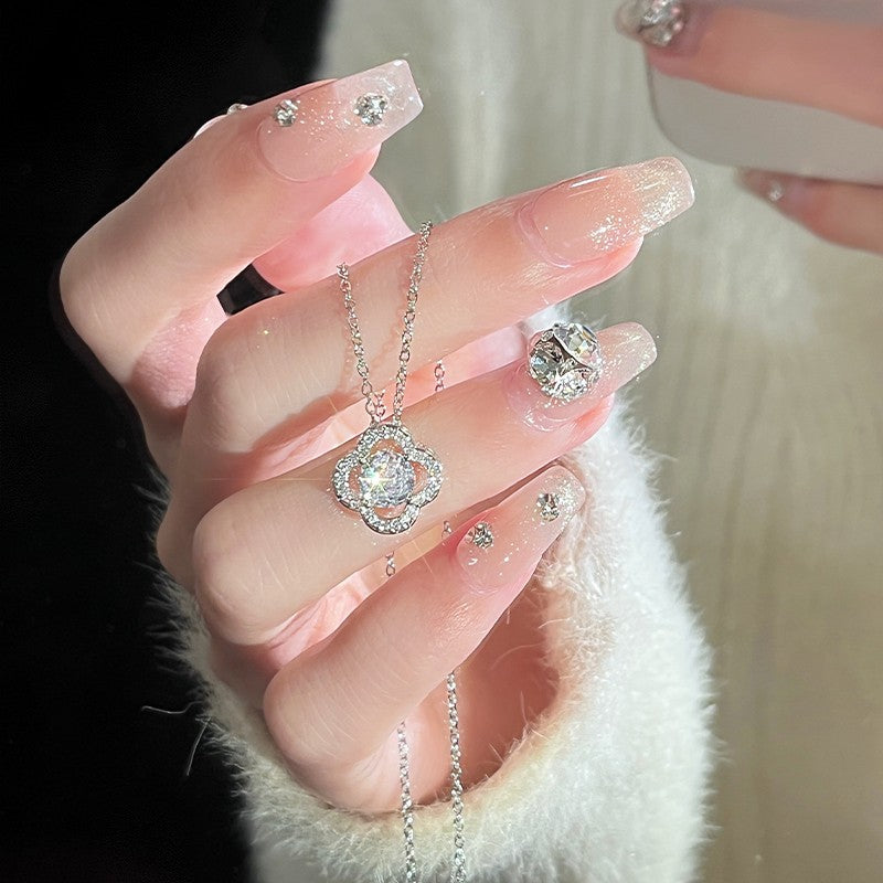 Silver Clover Serenity Necklace