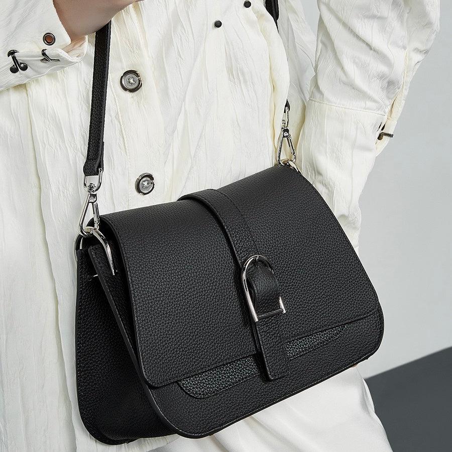 Commuter Minimalist Genuine Leather Saddle Bag