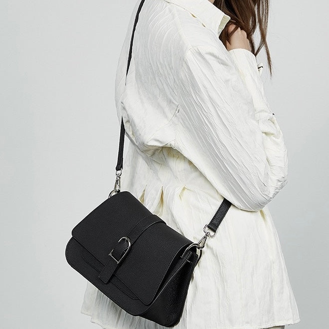 Commuter Minimalist Genuine Leather Saddle Bag