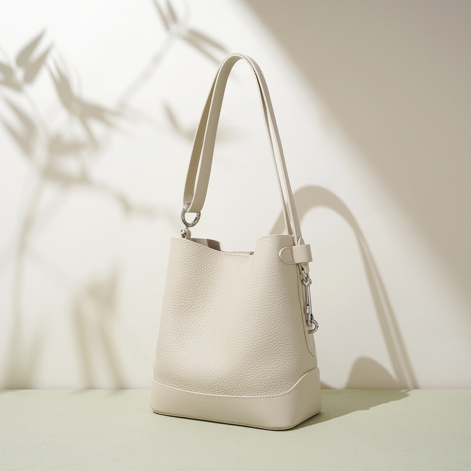 Women’s Genuine Leather Lychee Grain Bucket Shoulder Crossbody Bag