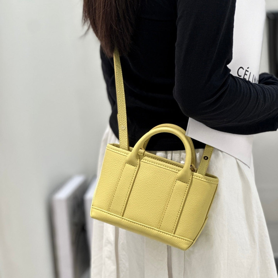 Spring Summer Fresh Women's Genuine Cowhide Handheld Crossbody Bag