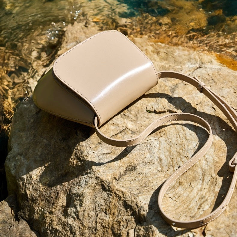 Women’s Genuine Leather Chic Crossbody Saddle Bucket Bag