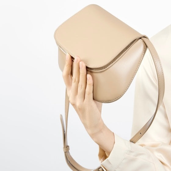 Women’s Genuine Leather Chic Crossbody Saddle Bucket Bag