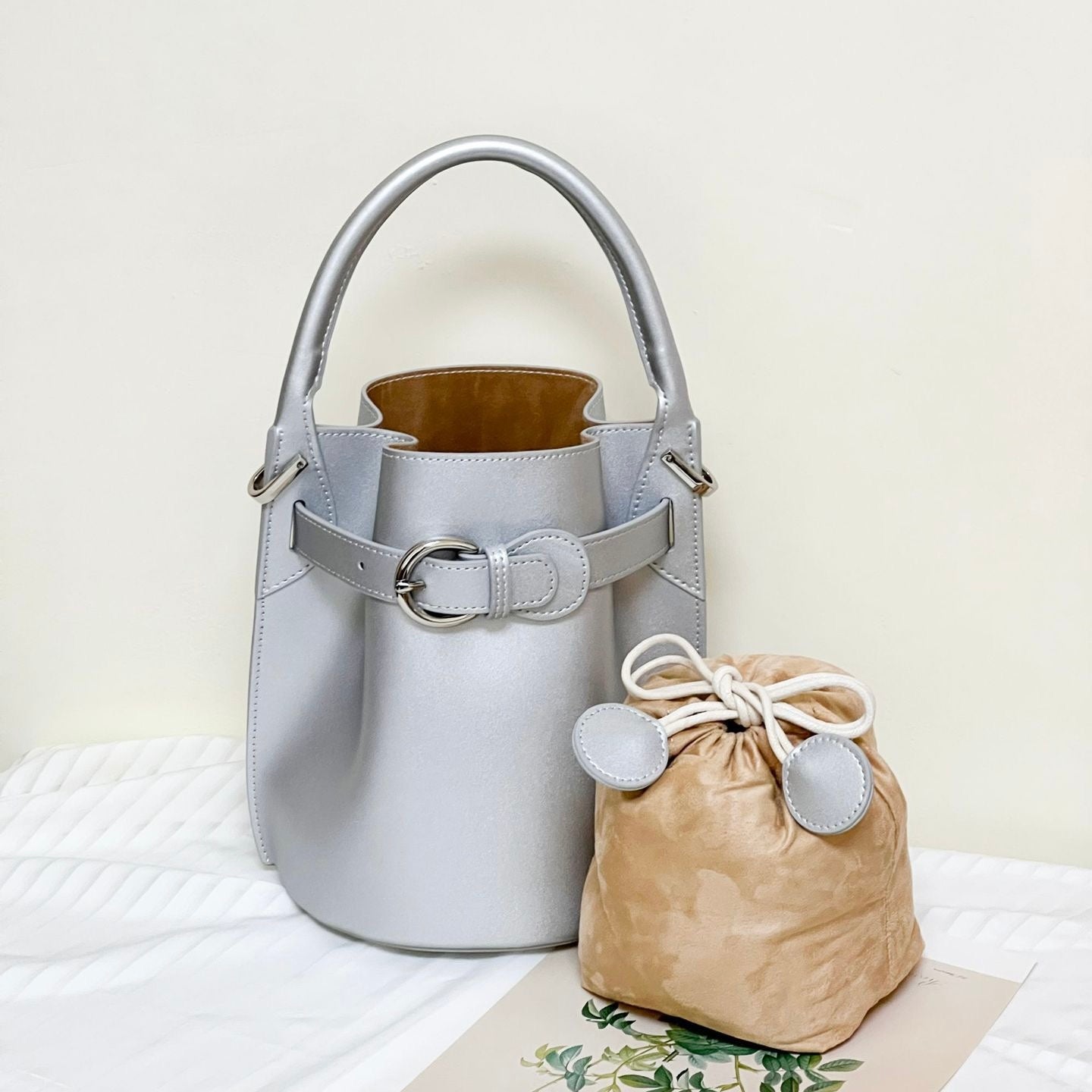 Stylish Exquisite Women's Genuine Leather Mini Bucket Crossbody Handbag