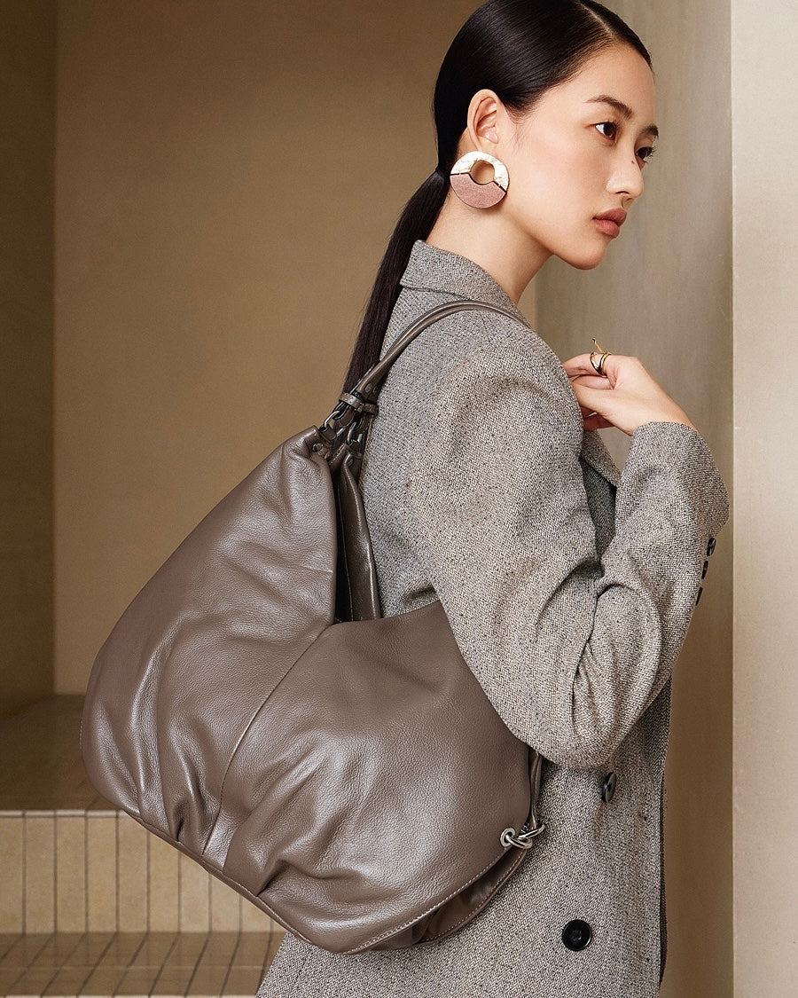 Women's Ruched Genuine Leather Large Tote Hobo Bag