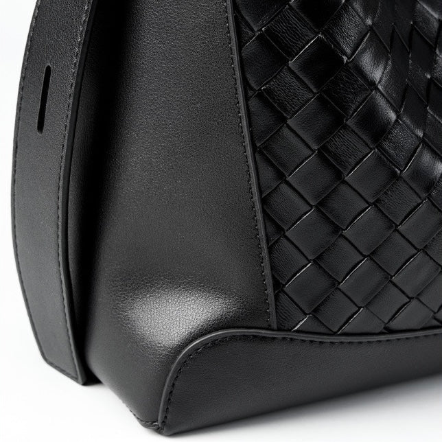 Women's Cowhide Handwoven Large Capacity Crossbody and Shoulder Bag