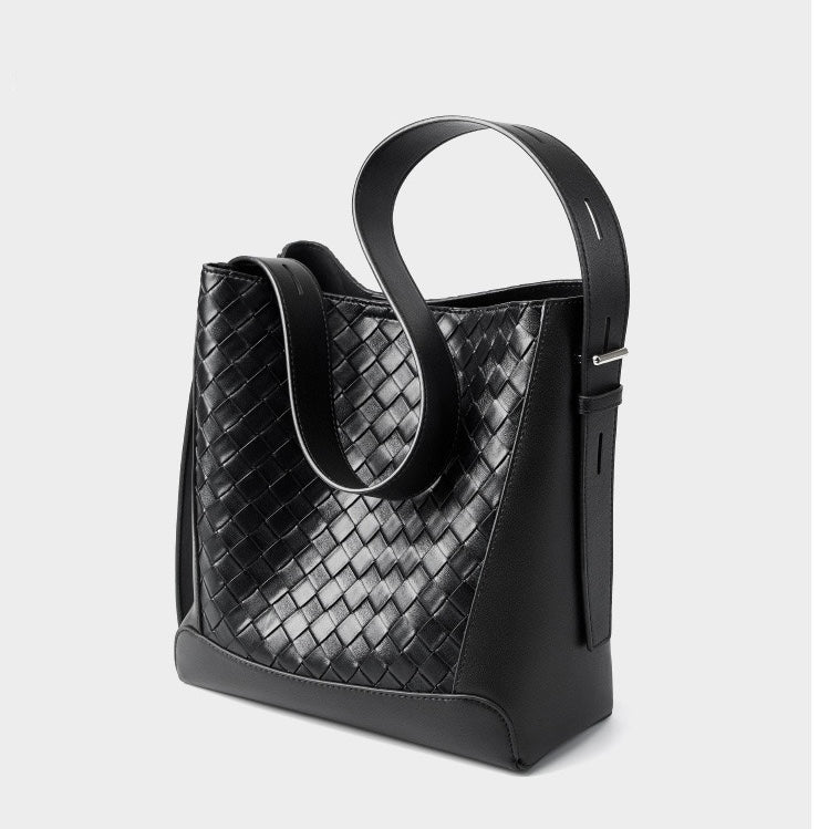 Women's Cowhide Handwoven Large Capacity Crossbody and Shoulder Bag