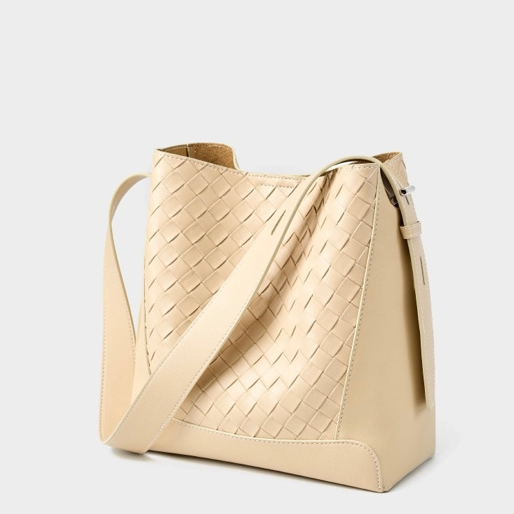 Women's Cowhide Handwoven Large Capacity Crossbody and Shoulder Bag