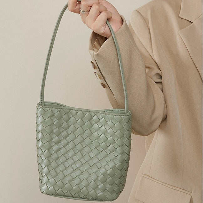 Handmade Women's Genuine Sheepskin Retro Woven Bucket Bag