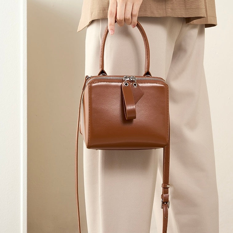 Women’s Genuine French Inspired Chic & Niche Crossbody Bag