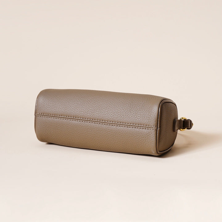 Women’s Genuine Leather Minimalist Quilted Crossbody Clutch Bag