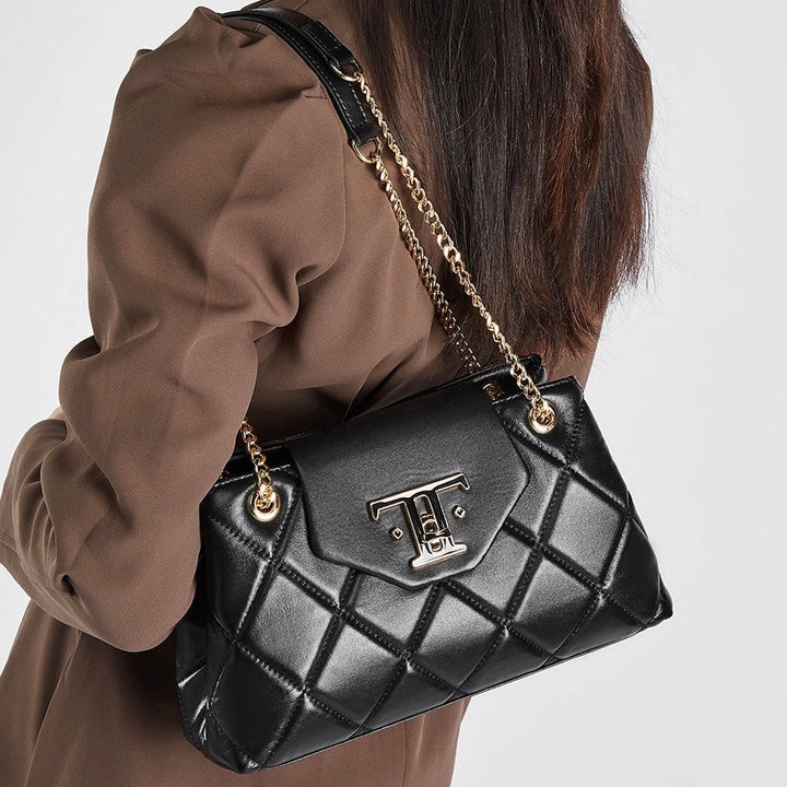 Women’s Genuine Leather Chain Shoulder Crossbody Bag in Commuter Chic Style