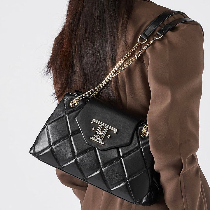 Women’s Genuine Leather Chain Shoulder Crossbody Bag in Commuter Chic Style