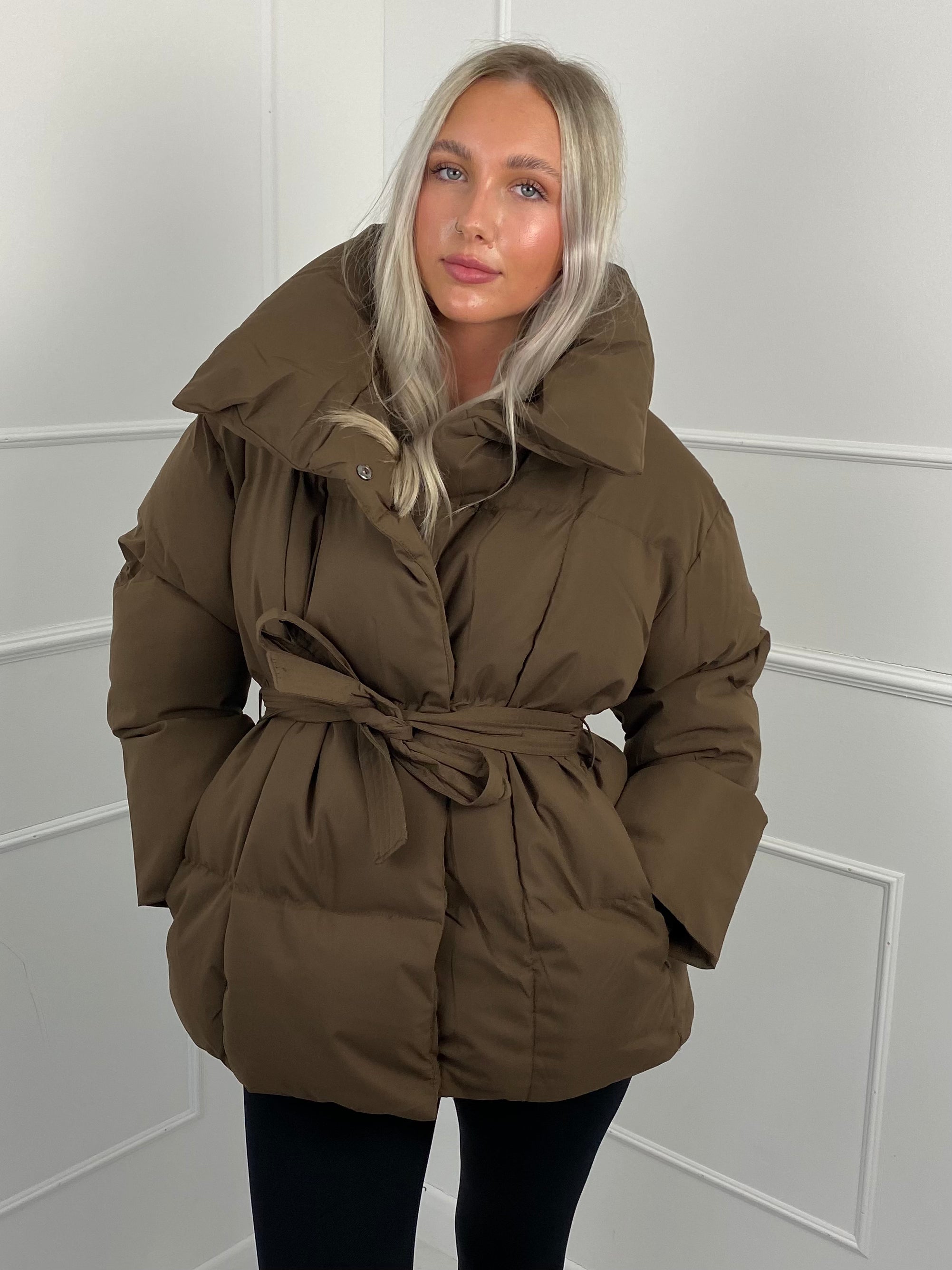 KARLY – Short Belted Puffer Jacket