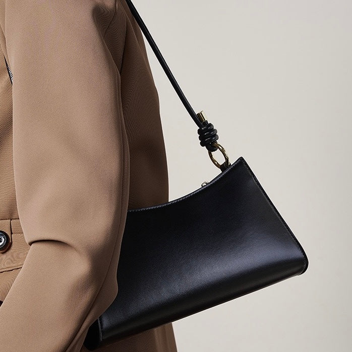 Women‘s Luxurious Genuine Leather Underarm Baguette Bag