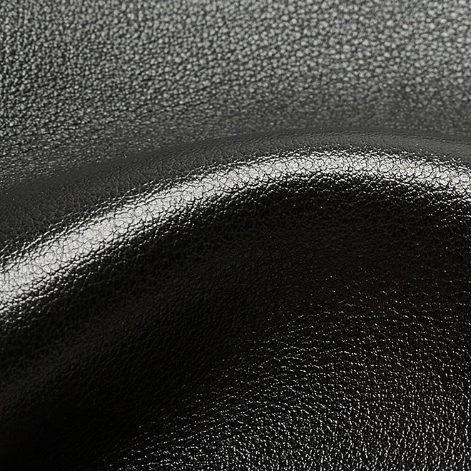 Women's Genuine Leather Chain Shoulder Crossbody Bag with Heart - Shaped Buckle