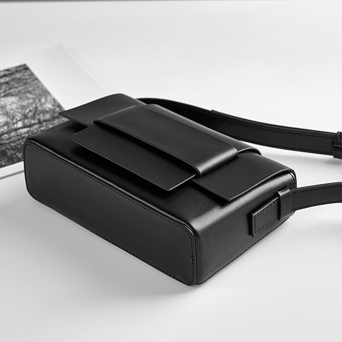 Women’s Genuine Leather Woven Box Crossbody Shoulder Bag in Minimalist Style